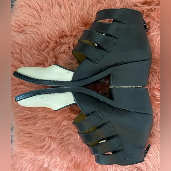 TOGA PULLA Archive Western Buckle Boots sz 7 - Picture 3 of 7